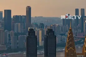 7月26日，重庆市气象台预计未来十天重庆晴热高温少雨。气象专家解读：盛夏受高压控制，重庆以下沉气流为主，每年的这个时候是常态的高温少雨时段。 #媒体精选计划视频封面