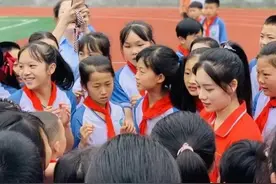 事件梳理！吴柳芳风波大结局，与管晨辰互怼，掉粉被封号视频封面