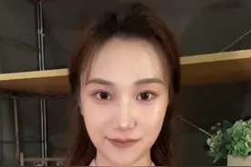 物理老师手搓“等离子炮”走红网络，手搓万物点燃创新之火，原来科学离我们这么近！视频封面