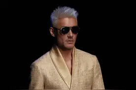 向世界传递东方美学魅力，见证中国时尚的辉煌！ #中国国际时装周 #胡兵视频封面