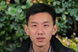 这东西叫eDEX-UI，#程序猿 的交友平台上可以自己搜