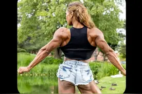 健身小慧君：健身圈传来噩耗，现在健身圈也有自己的小慧君啦。 #小慧君 #健美圈 #女性安全视频封面