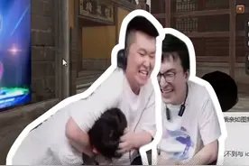 键盘突发恶疾！ #穿越火线 #游戏日常 #这操作都看傻了 #年鹏视频封面