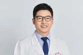 到其他省看病，怎么把医保转过去 异地就医备案流程 #异地就医备案 #医保 #挂号 #住院 #看病视频封面