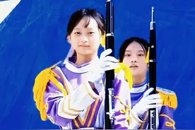 台湾省女子中学仪仗队表演。 #台湾省 #台湾女生 #仪仗队表演视频封面