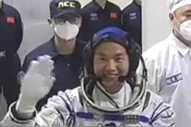 完成任务，平安归来，就是父母最大的期待！4月28日（采访），山东菏泽，神舟十九号乘组返回在即，宋令东父亲分享与儿子通话内容，“他不让我抽烟喝酒，让我注意身体。”#神十九航天员 #宋令东视频封面