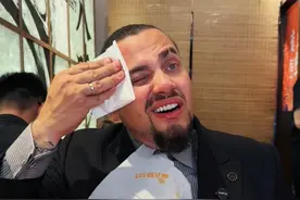 在国外给我清淡坏了！回中国猛猛吃顿辣的，瞬间安逸了！#TC在中国  #在一道菜里看见春天  #川菜  #建议普及这一口  #为什么老外都爱ChinaTravel