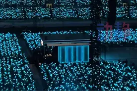 贵州“省歌”贵州唱 《#奢香夫人 》终于回到了主场！ #凤凰传奇贵阳演唱会  全场大合唱氛围拉满视频封面