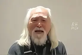 #为《哪吒2》无量仙翁配音的王德顺85岁学会开飞机  分享学飞过程，跟“开挂”一样。