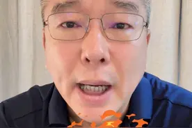 中国队打印尼应该用什么样的战术？ 大家有什么想法可以在评论区留言一起探讨下！#在抖音看国足冲击世界杯 #国足世预赛 #世预赛 #dou来足球季 #印尼VS国足