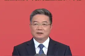 浙江省党代会代表、余姚市委书记傅贵荣：与企业风雨同舟！浙江余姚半年要为企业减负55个亿。#浙江党代表通道好声音 #浙江dou知道  视频封面