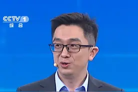 频繁洗头或长期不洗，以及过度去做造型、护理，都可能对头皮发质造成伤害。#CCTV1生活圈