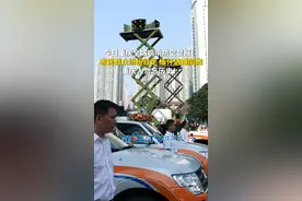 6月5日，重庆。今日重庆全城鸣响防空警报！市民群众纷纷驻足 缅怀遇难同胞，重庆人勿忘历史！