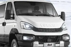 穿山越湖都没问题的轻客，你喜欢吗？ #轻客 #房车 #床车 #四驱