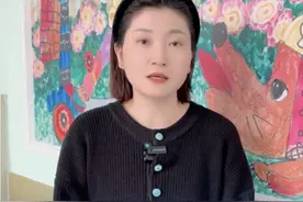 王暖暖就王星事件发声：前夫曾想把我和腹中的孩子卖到缅北园区 1月8日晚，“孕妇泰国坠崖案”当事人王暖暖发视频，谈到“演员星星赴泰国进组拍戏结果被骗至缅北”这一事件。她表示，2019年，前夫俞晓东谎称，老家江阴有朋友在美索做生意，以她孕期多走动好生产为由，将她骗至美索边境。“那个地方很偏僻，再趟过一条小河就过边境线了，我觉得很奇怪，就一直追问俞晓东你朋友在这里到底是做什么生意？见我穷追不舍地发问，他没办法只能带我暂时离开。”“后来我才知道俞晓东当天的计划是将我和肚里的孩子一起卖至缅北。”#王暖暖就王星事件发声 （潇湘晨报、@🌈王暖暖（12日早9点好奇纸尿裤专场）  ）视频封面