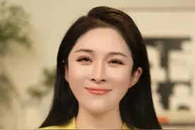 跳过16发17，小米为啥总盯着行业老大打？ #小米16改名小米17 #小米17官宣本月发布 #雷军：小米17系列全面对标iphone #小月说 #抖音热评