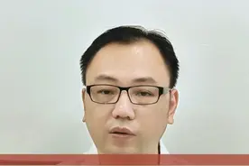 揭秘——开颅手木全过程，看完这条你就知道了！#开颅手术 #神经外科 #外科手术 #硬核健康科普行动 #阿璐医生聊健康视频封面