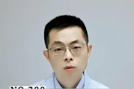 头上很多头皮屑，天天洗头都洗不干净，这可能是一种病#脂溢性皮炎#煤焦油洗剂#科普 