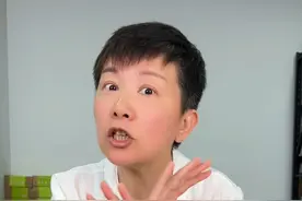 怎么去给好友改备注名字呢？ 有些朋友的微信名可能是各式各样的，但是当我们添加了好友之后，怎么把好友的名字改成自己熟悉的呢？这条视频啊，就分享给大家～#阿旺的退休生活