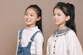 知足就是生活的美好！简单点，糊涂点，快乐点，一切都是刚刚好～#珠海童年树童声合唱团 #于梓涵 #刘子萱 #稻香 #周杰伦