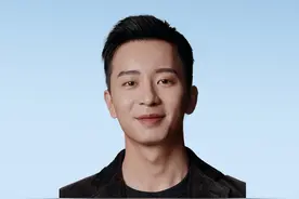 #育见快评  近日，郑州铁路职业技术学院在2025年单独考试招生章程中，明确多个专业招收本科毕业生，让“本升专”成为热议话题。戳视频，来听育见新闻主播怎么说→