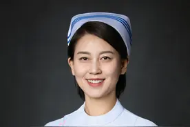 护士节高光！甘肃省人民医院副院长韩琳荣获红十字国际委员会第50届南丁格尔奖
2025年5月12日，第114个国际护士节，甘肃省人民医院副院长韩琳荣获红十字国际委员会第50届南丁格尔奖，成为甘肃省第四位获此殊荣的护理工作者。#护士节