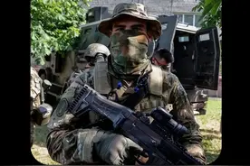 雇佣兵来到中国才知道，什么叫做年轻的士兵渴望着建立功勋 