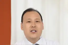 消化科医生告诉你5条肺腑之言，事关胃肠健康 #胃肠健康 #熬夜 #久坐 #戒烟 #医学科普视频封面