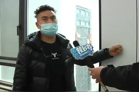 装修又遇“套路” 装一半让加钱？“说好21万全包就装了顶板和墙板”（一）@都市爱家 #都市接到办 #装修 #媒体精选计划视频封面