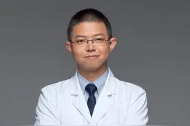 心电图上ST或者T波改变什么意思？#冠心病 #医学科普 #动脉硬化 #心电图 #心血管病视频封面