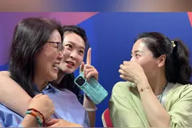 郎平、惠若琪、魏秋月三位中国排球名将同框#中国女排 #郎平 #体育 #热闻