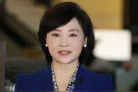 6月12日，重庆市2025年中考开考！今年，全市初中毕业生35.18万人。今年开始，重庆所有区县使用一套试题！#媒体精选计划 #2025中考视频封面