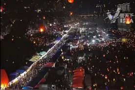 独属于泼水节的浪漫，4月13日，西双版纳万人齐放孔明灯，明灯三千，皆如所愿。