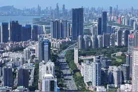 全世界200米高楼最多的城市不在美国，而是在我们中国 #深圳 #航拍