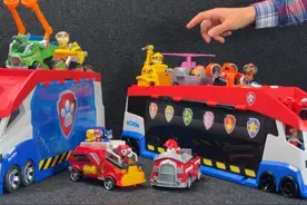 汪汪队立大功2款巡逻车工程车玩具开箱！