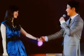 91vs08 #黎明 与 #周慧敏 再度合唱《真爱到明天》 时隔17年的视频封面