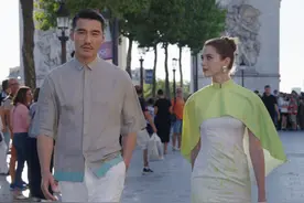 新中式穿在法国模特身上真时尚！ 在巴黎，我们一起为中国争光！为中国队加油#追奥的夏天视频封面