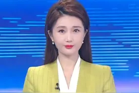 今年以来最强高温过程正影响我国，多地或将遭遇同期罕见高温！济南、郑州、武汉、南京等地今后6至7天或高温“全勤”。大范围高温天气持续，老人和孩子等重点防护人群要尽量减少高温时段外出，注意补水；户外工作者要合理安排工作时间，随身携带防暑用品，谨防中暑。