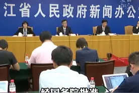 全国首个不设乡镇（街道）的“镇改市”，这是温州龙港40年的改革改革探路。（美丽浙江&浙江省委党史和文献研究室）#这里曾经发生过