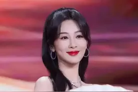 明星签名防盗极限拉扯，杨紫专挑“痛处打”，古天乐开创翻墙先河 #2024影娱年终大赏  #杨紫 #古天乐  #赵丽颖 #明星视频封面