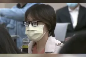 有台湾艺人称在上海 "一天只能吃一餐"?
国台办:打过电话,绝不是那样视频封面