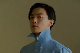 衬衫为什么是翻领？就是让你学会低头... #西装 #穿搭尖子生企划 #抖音风格实验室 #fitcheck #正能量视频封面