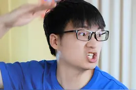 充电宝鼓包了还继续使用？碰到这种充电宝千万别这样！ #充电宝 #充电宝鼓包 #数码科普 #热点小助手视频封面