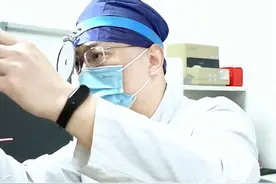 过敏性鼻炎该怎么应对？早晨起来喷嚏不断 #过敏性鼻炎 #打喷嚏 #在抖音pick你的健康搭子  #解锁春日健康清单  #抖出健康知识宝藏