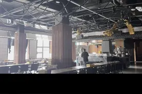 南充太古里开餐吧，一年血亏200万。 #餐饮创业 #酒吧 #餐吧视频封面