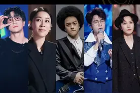 当神仙翻唱遇到原唱：《守候》 #时光音乐会 #王铮亮 #赵英俊守候 #薛之谦 #那英