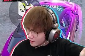 我要让全出生岛的人都知道我今天喜提新车！ #和平精英路特斯   #吃鸡    