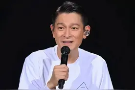 30年后再看“四大天王和皇上皇”，有人红了一辈子，有人为妻还债，而他至今孤身一人#刘德华 #张学友 #郭富城 #黎明 #周星驰视频封面