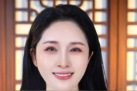 长期不用的银行卡不注销会有风险吗？ #银行卡 #注销风险 #涨知识 #小月说 #抖音热评视频封面