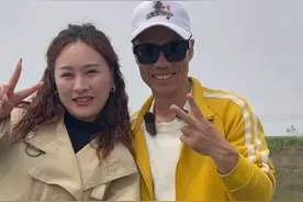 这娘老板非要和我一起去钓鱼，把我都整尴尬了 #原来钓鱼才是抖音运动顶流 #dou是钓鱼人 #2025dou来钓鱼视频封面